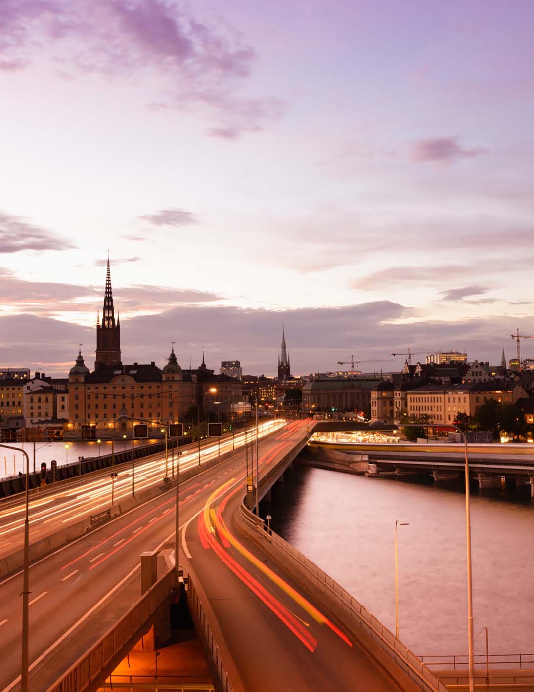 Foto från Slussen Stockholm med utsikt över söderleden och Riddarholmen och Gamla stan